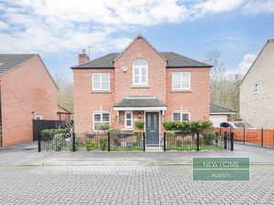 Photo 1- click for photo gallery